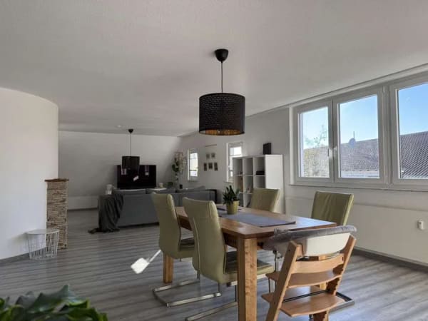 Immobilie in Heimsheim - Provisionsfrei: Sanierte 5-Zi.-Maisonette (125m²) - Bild 0
