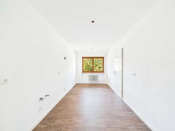 Immobilie in Owingen - Bezugsfrei, frisch renoviert & für Käufer provisionsfrei: 3-Zi.-Wohnung nahe Überlingen - Bild 2