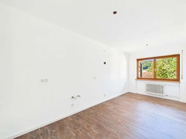 Immobilie in Owingen - Bezugsfrei, frisch renoviert & für Käufer provisionsfrei: 3-Zi.-Wohnung nahe Überlingen - Bild 3