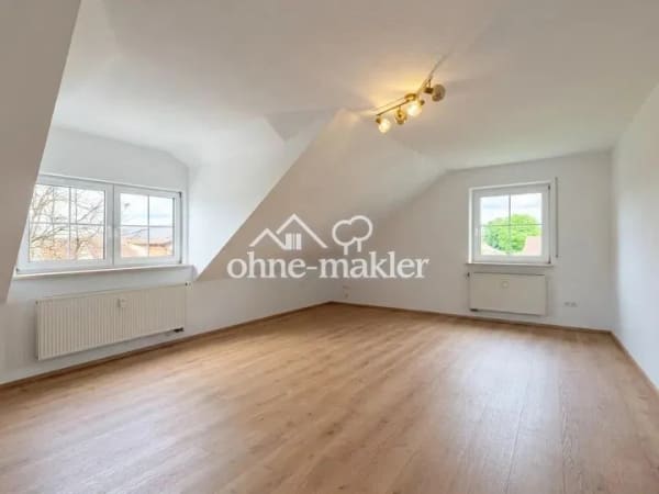Immobilie in Germaringen - Renovierte 5-Zimmer-Dachgeschosswohnung mit Balkon, Garage und Effizienzklasse A+ – provisionsfrei - Bild 1