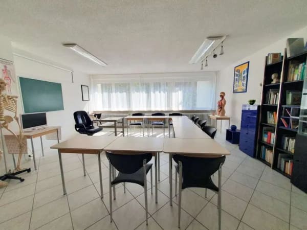 Immobilie in Bad Dürrheim - Wohnen oder Gewerbe/Praxis - flexibel nutzbar - Stellplatz - Bad Dürrheim - Bild 2