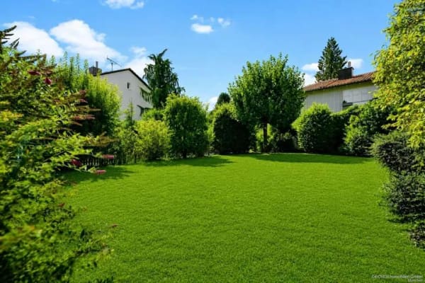 Immobilie in Alling - GEORGI: Großer Garten, sonnige Terrasse, Wohnen auf einer Etage mit Aufstockungsmöglichkeit - Bild 1