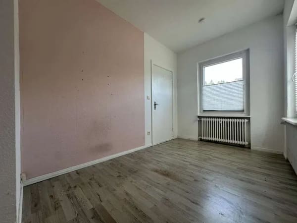Immobilie in Bremervörde - Teils sanierungsbedürftiges Wohnensemble mit vermietetem Gebäudeteil in einem Ortsteil von BRV - Bild 4