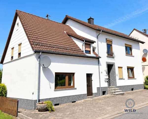 Immobilie in Nohfelden - Wohnen, vermieten, gemeinsam leben – zwei Häuser mit vielen Möglichkeiten - Bild 0