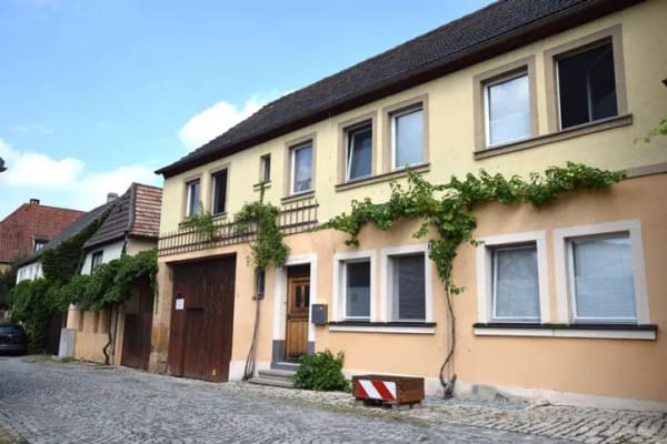 Immobilie in Prichsenstadt - Historischer Freiraum in der Stadt: Einziehen, leben und Schritt für Schritt modernisieren - Bild 2
