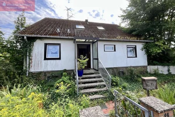 Immobilie in Burgwedel - Sanieren oder Neubau! - Bild 0