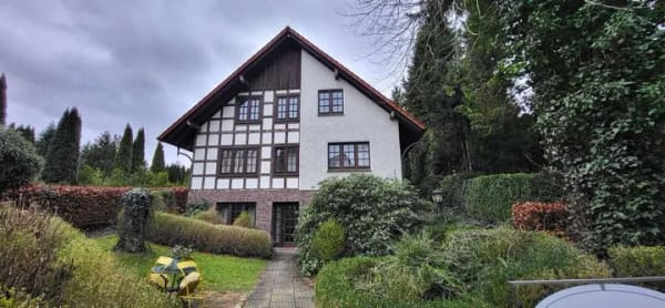 Immobilie in Preußisch Oldendorf - Traditionelles Mehrfamilienhaus in Bad Holzhausen - Bild 0