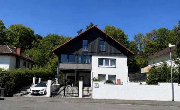 Immobilie in Marburg - Haus mit Charakter: Mehrfamilienhaus in Marburg  - Bild 0