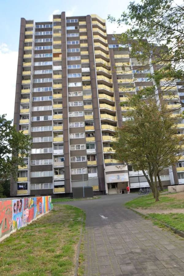 Immobilie in Köln - Sanierte 1-Zimmer-Wohnung mit Balkon in Meschenich - leerstehend - Bild 0