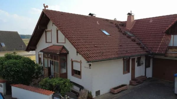 Immobilie in Geiselbach - Viel Platz für den Alltag in diesem gepflegten Einfamilienhaus in Geiselbach - Bild 2