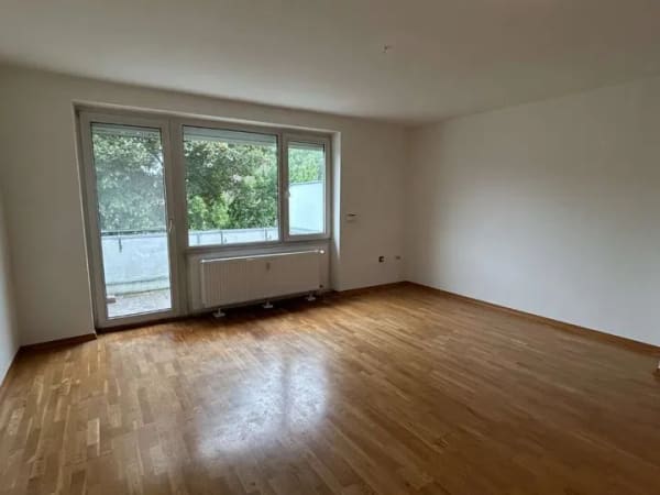 Immobilie in Rendsburg - 3-Zimmer-Eigentumswohnung mit Süd-/Südost-Balkon, Garage und Blick ins Grüne in Rendsburg - Bild 0
