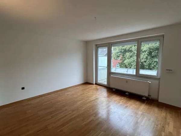 Immobilie in Rendsburg - 3-Zimmer-Eigentumswohnung mit Süd-/Südost-Balkon, Garage und Blick ins Grüne in Rendsburg - Bild 1