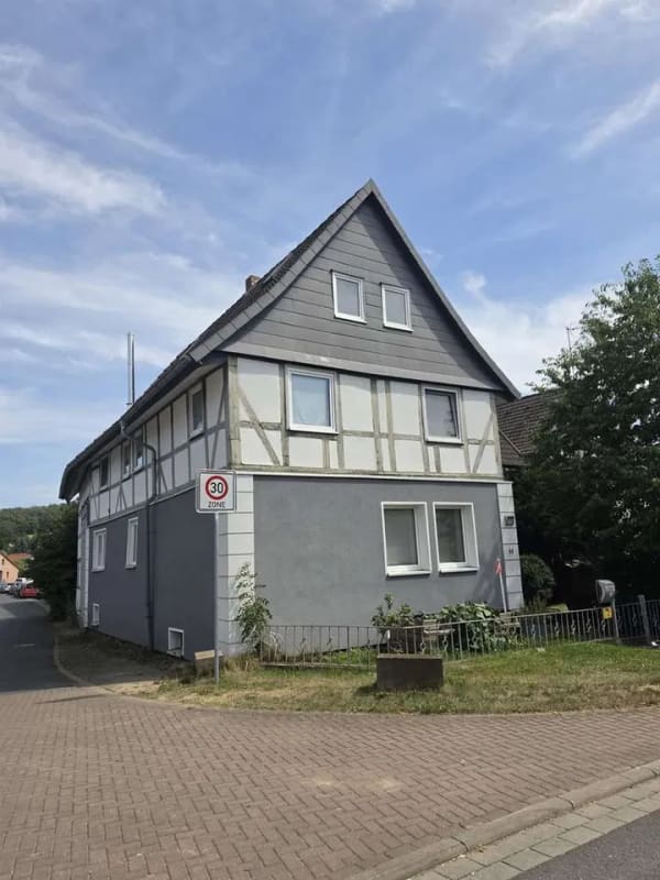 Immobilie in Gleichen - Viel Platz für Ihre Pläne: Einfamilienhaus in Gleichen - Bild 1