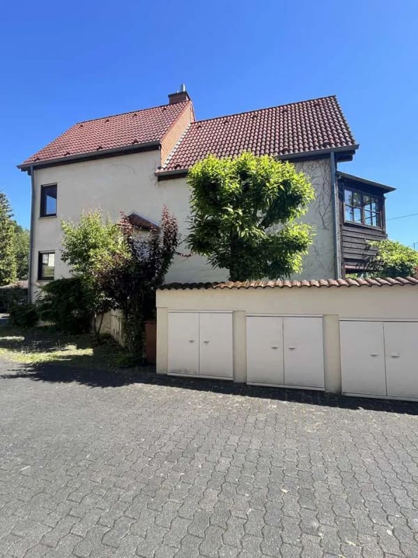 Immobilie in Linz am Rhein - großzügiges und helles Wohnhaus in zentraler Lage, perfekt als Zuhause für Familien mit Kindern  - Bild 3