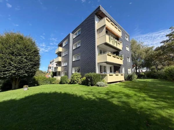 Immobilie in Halver - Top aufgeteilte 3-Zimmer-Wohnung (~85 m²) mit Balkon und wunderschönem Ausblick in Halver - Bild 0