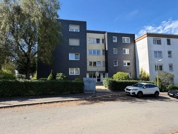 Immobilie in Halver - Top aufgeteilte 3-Zimmer-Wohnung (~85 m²) mit Balkon und wunderschönem Ausblick in Halver - Bild 1