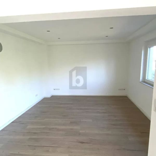Immobilie in Ofterdingen - RUHIG WOHNEN MIT GARTEN UND WEITBLICK - Bild 3