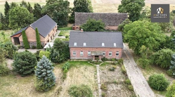Immobilie in Medow - Dreiseitenhof mit großem Grundstück - "Viel Platz für Wohnen, Tierhaltung und Ihre Ideen" - Bild 0