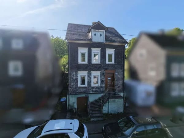 Immobilie in Siegen - Renovierungsbedürftiges Einfamilienhaus mit Potenzial in zentraler Lage von Bürbach! - Bild 1