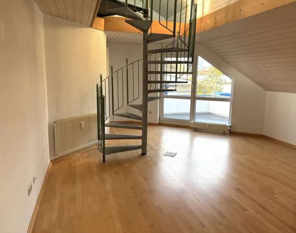 Immobilie in Winnenden - Maisonette mit Potenzial, provisionfrei, leerstehend - Bild 2