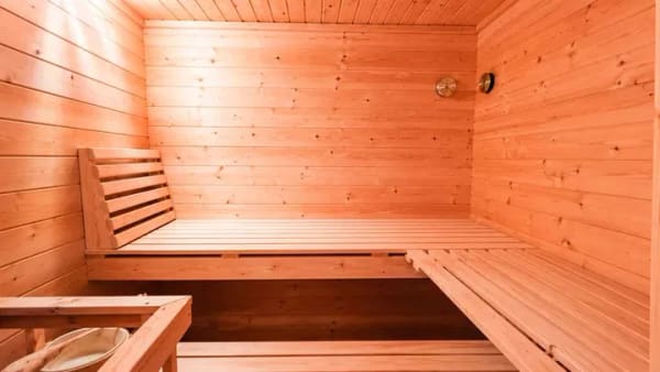 Immobilie in Ehringshausen - ***FamilienRaum*** Haus + Scheune. Saniert, mit Ausbaufläche für 2 Wohnungen, Partyraum, Carport - Bild 1