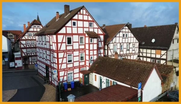 Immobilie in Schwalmstadt - EIGENNUTZ ODER ZENTRALES INVESTMENT!
KEINE KÄUFERPROVISION! - Bild 0