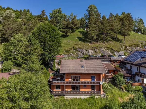 Immobilie in Mittenwald - Mehrfamilienhaus mit vier Wohneinheiten in 1A-Panoramalage von Mittenwald - Bild 0