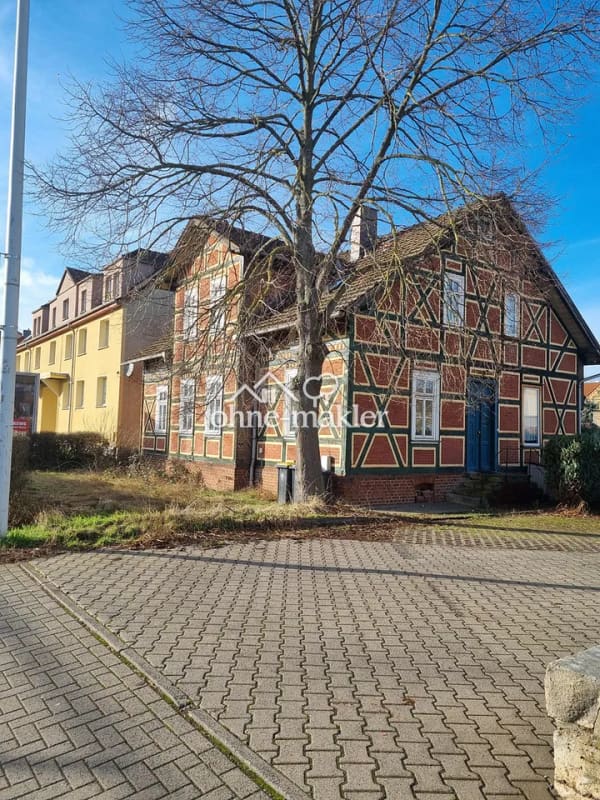 Immobilie in Eisenach - Historisches Fachwerkhaus in Eisenach: 218m², großer Garten, sofort frei & top gefördert! - Bild 0