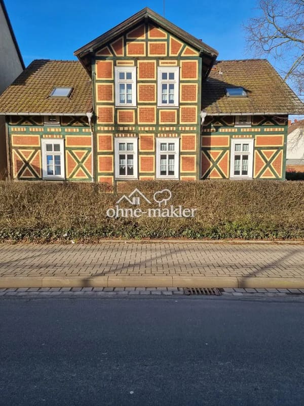 Immobilie in Eisenach - Historisches Fachwerkhaus in Eisenach: 218m², großer Garten, sofort frei & top gefördert! - Bild 1