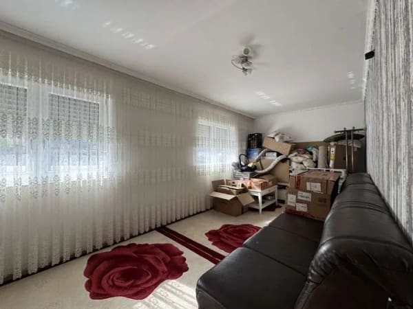 Immobilie in Hückelhoven - Großzügige Doppelhaushälfte mit Souterrainbereich, Garten und Stellplätzen in Hückelhoven-Baal - Bild 3