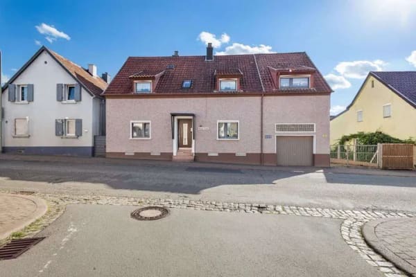 Immobilie in Schönenberg-Kübelberg - 160 m² Familienglück in Sand – Gepflegtes Einfamilienhaus mit Wintergarten /Garten nahe Ohmbachsee - Bild 0