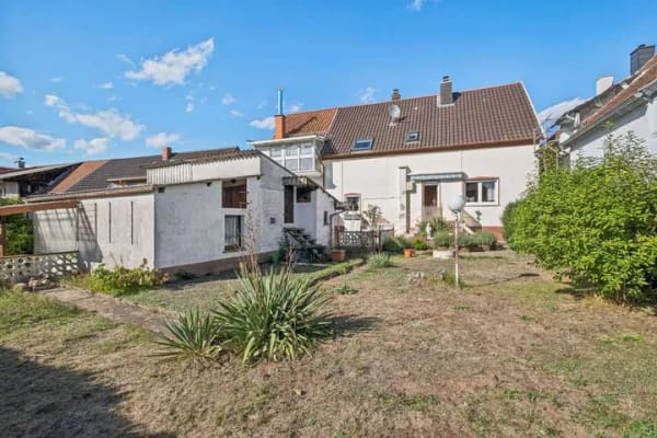 Immobilie in Schönenberg-Kübelberg - 160 m² Familienglück in Sand – Gepflegtes Einfamilienhaus mit Wintergarten /Garten nahe Ohmbachsee - Bild 1