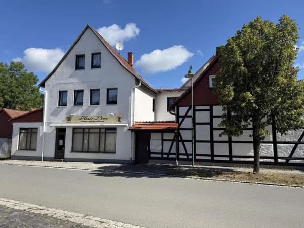 Immobilie in Tambach-Dietharz - Ein Anwesen, zwei Häuser mit Geschichte und Potenzial in Tambach-Dietharz - Bild 2