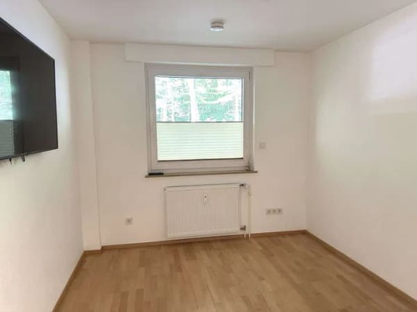Immobilie in Friedrichsdorf - Saniertes 2-Zimmer-Apartment mit Terrasse in gepflegter Anlage - Bild 4