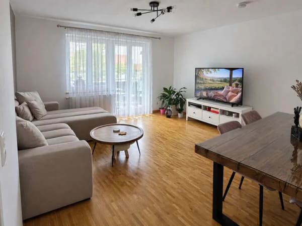 Immobilie in Dinkelsbühl - Modern renovierte 3-Zimmer-Wohnung mit großzügigem Südbalkon - Bild 2