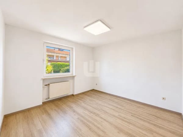Immobilie in Eichenau - WINDISCH – Ideal für die große Familie – Großes Reihenhaus mit zwei separaten Wohnbereichen - frei! - Bild 4
