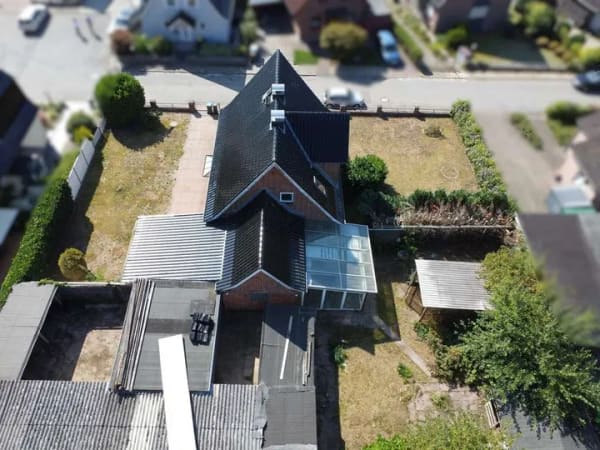 Immobilie in Ratekau - Freistehendes Einfamilienhaus mit großzügigem Grundstück und viel Gestaltungspotenzial in Pansdorf - Bild 2
