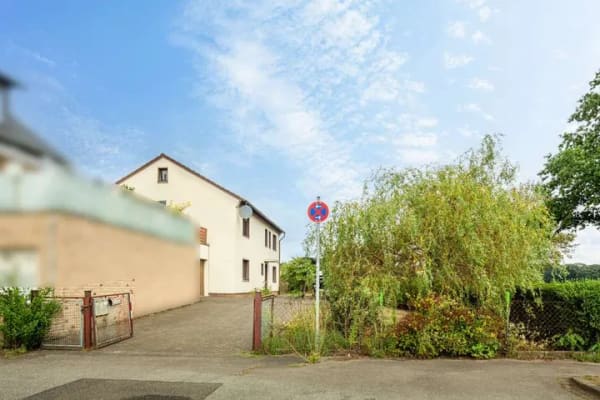 Immobilie in Leichlingen - Zwei Welten, ein Zuhause: Wohnhaus mit Gewerbeoption in Leichlingen - Bild 1