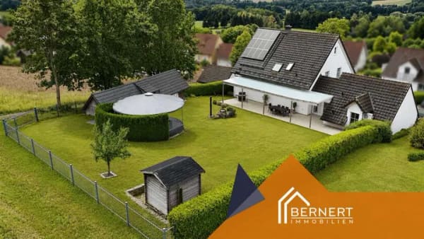 Immobilie in Ludwigschorgast - Urlaub zu Hause – hochwertiges Architektenhaus mit Traumgarten und Wellnessbereich - Bild 2