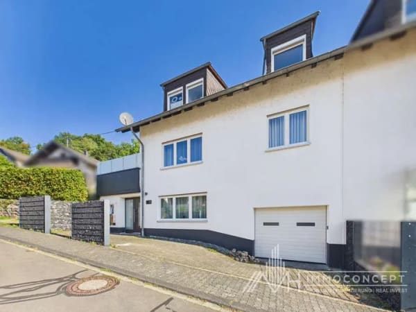 Immobilie in Platten - Doppelhaushälfte | 6ZK3B | 207 m² Wohnfläche | 417 m² Grundstück | 2 Terrassen und Garten | Platten - Bild 2