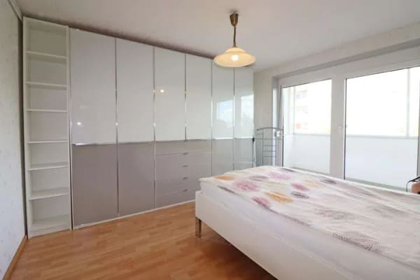 Immobilie in Biebesheim - Gepflegte 3-ZKB-Eigentumswohnung mit Balkon und Stellplatz in Biebesheim am Rhein - Bild 1