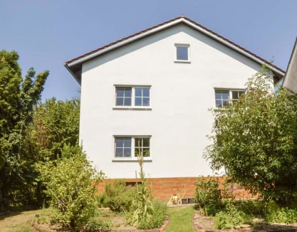Immobilie in Gachenbach - Familienfreundliches Einfamilienhaus mit großem Garten und Sauna - Bild 2