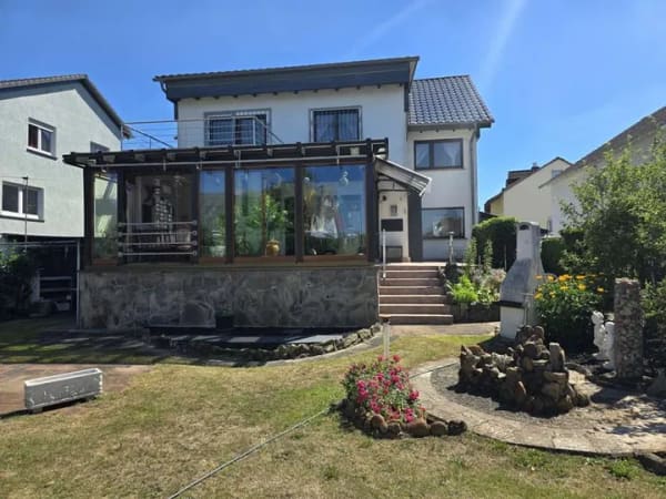 Immobilie in Erzhausen - Ankommen und wohlfühlen, gepflegtes 2 Familienhaus in Erzhausen! - Bild 1
