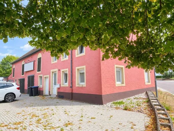 Immobilie in Herforst - Haus mit Nebengebäude - Bild 1