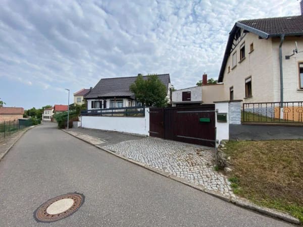 Immobilie in Roßleben-Wiehe - Viel Platz mit Weitblick in ruhiger Lage - Bild 1