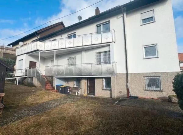 Immobilie in Großrosseln - Großzügiges Zweifamilienhaus mit großem Garten und Garage in ruhiger Lage von Großrosseln- Karlsbrunn - Bild 3