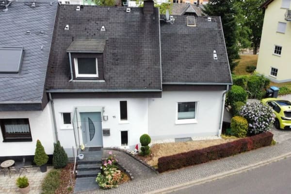 Immobilie in Kordel - Viel Platz, sonniger Garten und gemütlicher Wohnkomfort - Gepflegtes Reihenendhaus in Kordel - Bild 0