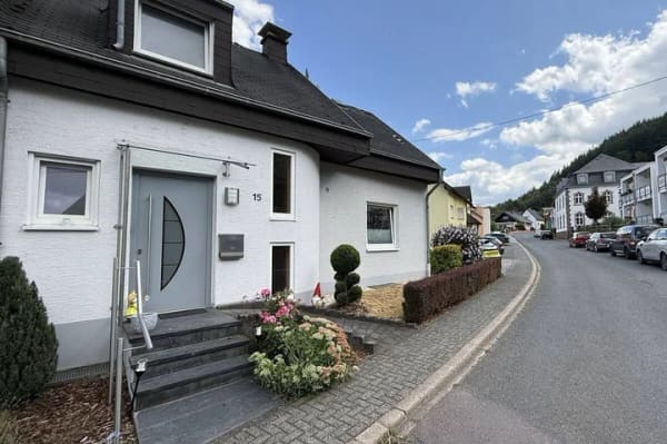 Immobilie in Kordel - Viel Platz, sonniger Garten und gemütlicher Wohnkomfort - Gepflegtes Reihenendhaus in Kordel - Bild 1