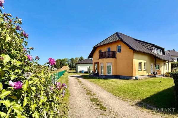 Immobilie in Havelsee - Doppelhaushälfte mit großem Grundstück - Bild 1