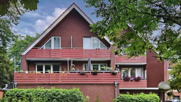 Immobilie in Cuxhaven - CUX-Altenbruch, zwischen ELBE und EDEKA, am Marktplatz und am Kirchpark, mit West-Blick ins Grüne - Bild 0